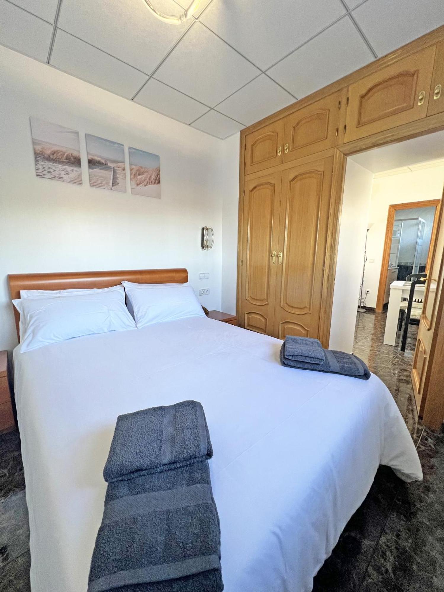 A 100 Metros De La Playa. Parking Gratuito Privado Lejlighed Alicante Eksteriør billede