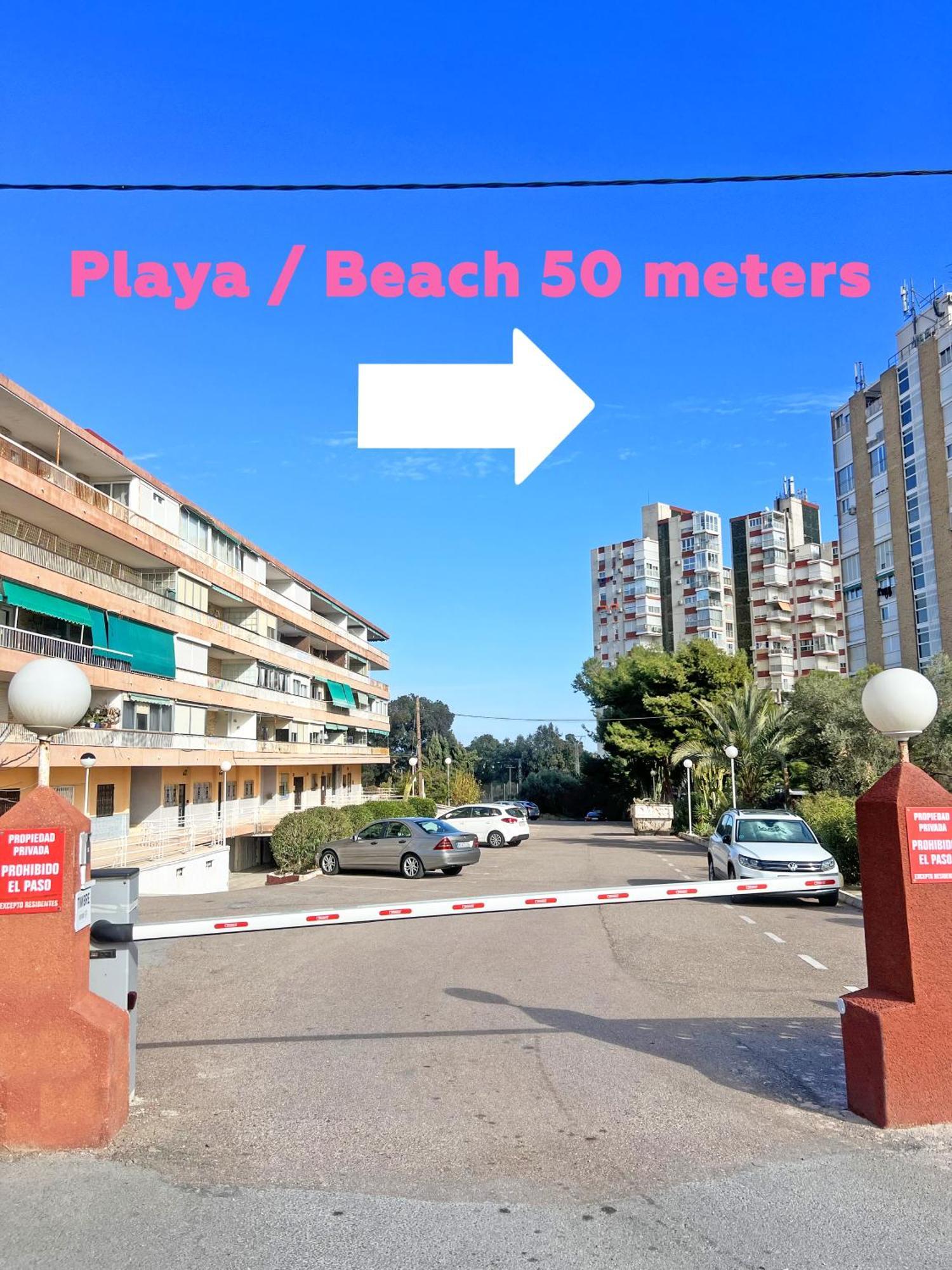 A 100 Metros De La Playa. Parking Gratuito Privado Lejlighed Alicante Eksteriør billede